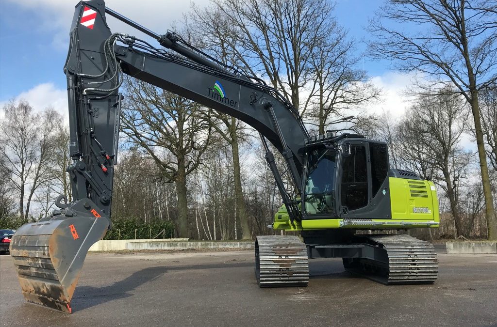 Kobelco SK210